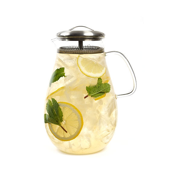 Pichet de thé glacé pomme, pêche et gingembre
